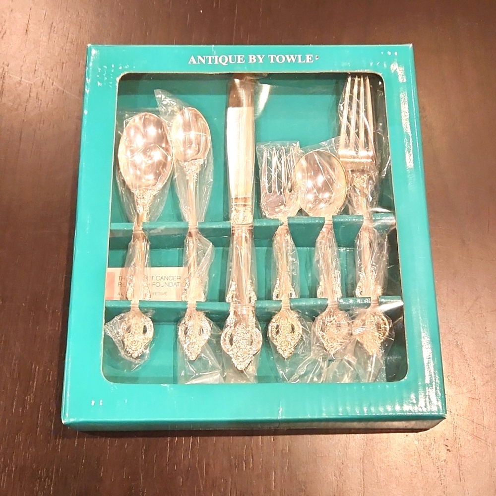 Antique by Towle, Silver-plated Antique 6 Baby Set, New